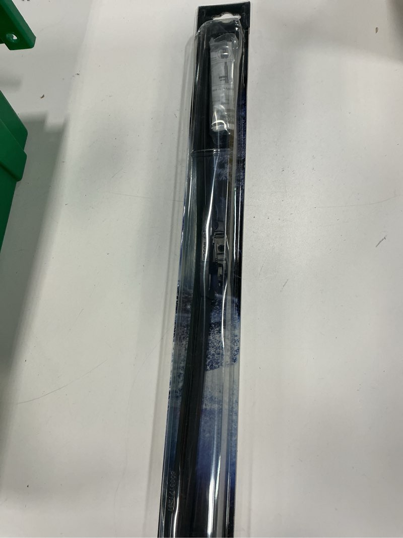 Condition photo showing New/Like New for Bosch 22OE Bosch ICON Wiper Blade