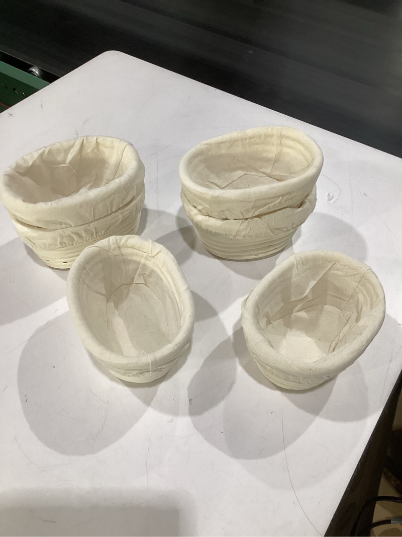 Condition photo showing Good Condition for kongdy 6pcs banneton bread proofing basket, (6.7x4.7x3in) mini oval sourdough bread basket with liner professional & home bread baking supplies (small oval)