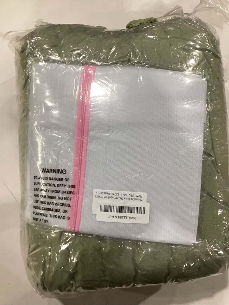 Condition photo showing Good Condition for admitrack chunky knit blanket throw, 100% hand knit chenille throw blanket for sofa & home decor, soft and cozy knitted throw blankets (sage green?51"x63") sage green throw51"×63"