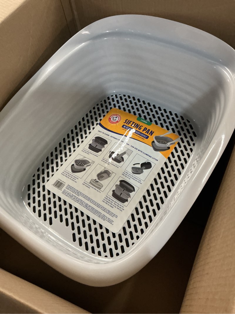 Condition photo showing Good Condition for arm & hammer large sifting litter box scoop free cat litter tray with microban, made in usa