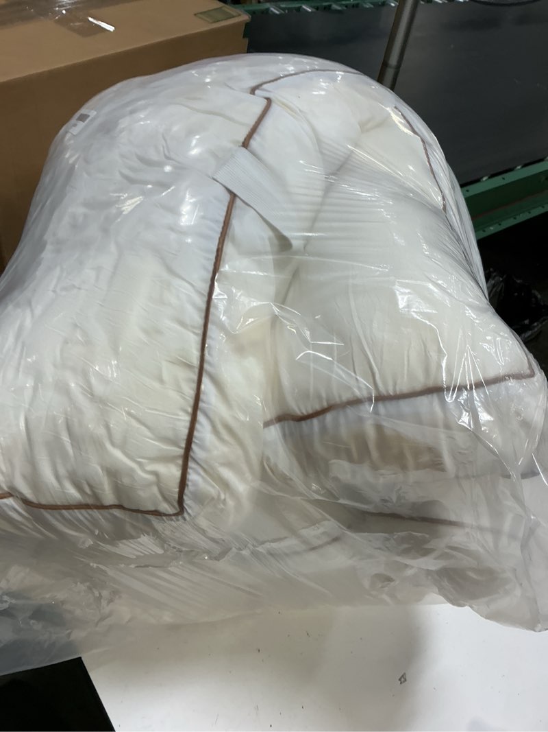 Condition photo showing As Is for WhatsBedding 4 Inch Memory Foam Mattress Topper Twin for Back Pain Relief, Filled with Breathable Gel Memory Foam, Fluffy Comfort Supportive Pillow Top Mattress Topper, 75x39x4in