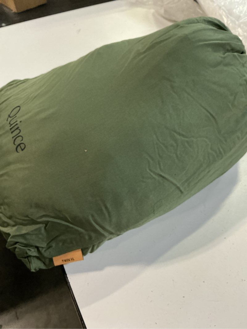 Condition photo showing Good Condition for bamboo sheet set color: olive(twin xl)