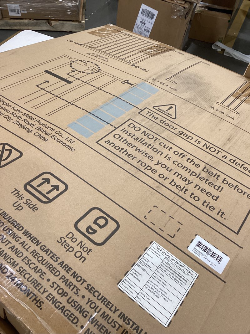 Condition photo showing Good Condition for InnoTruth 28.9-42.1" Wide Baby Gate for Stairs & Doorways, 30" Tall Pressure Mounted Dog Gates for Stairs Expandable One-Hand Open, Easy Step Walk Through Dual Lock Metal Pet Gates for Dogs, White White 28.9-42.1" W x 30" H