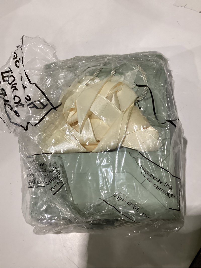 Condition photo showing Good Condition for silkfly 12 pcs wedding paper gift bags with handle 9x7x3.15'' thank you gifts bags with ribbon bow bridal shower gifts handbags for baby shower birthday party favor supplies (sage green) sage green 12