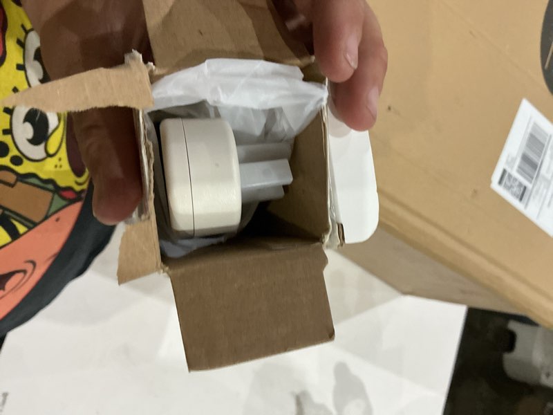 Condition photo showing Good Condition for white electrical outlet extender stick - features usb-a, usb-c and 2 ac outlets, extends 22\"-34\", rotates 180° access hard-to-reach outlets, wall plug power socket expander nightstands, sofa, desks and more white