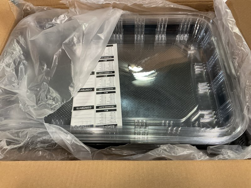 Condition photo showing Good Condition for 5 Pack Catering Trays with Lids – 15" Serving Tray with Lid, Heavy Duty Recyclable Plastic Party Platters for Catering, Buffet, Picnics & Events – Food Trays with Clear Lid (15.35 × 11.42 × 2.95 inch) 5 Pack - 15 x 11in