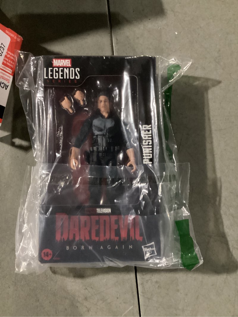 Condition photo showing New/Like New for Marvel Legends Series Daredevil: Born Again Punisher Collectible 6-Inch Action Figure