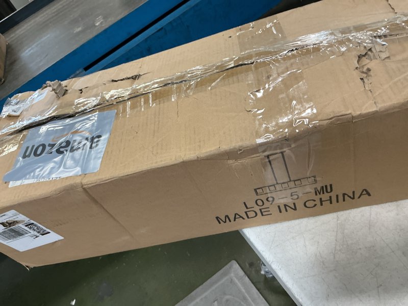 https://lotting-media.assets.bidfta.com/lotting_225c77cc-cab9-4d24-9ba5-e28a7378bb35