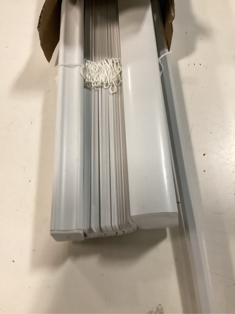 https://lotting-media.assets.bidfta.com/lotting_2260a3b3-92cc-41dc-8131-928ade0a503e