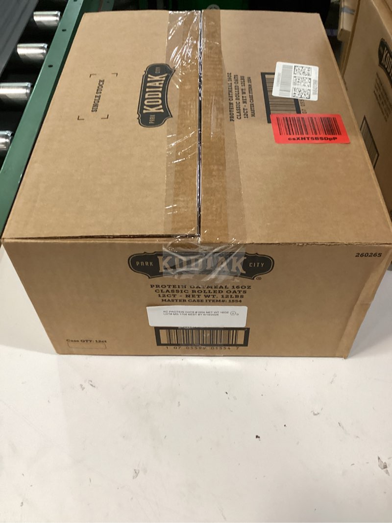 Condition photo showing New/Like New for bb 6/19/2026 kodiak cakes oatmeal canister, rolled oats, high protein, 100% whole grains (12 canisters)