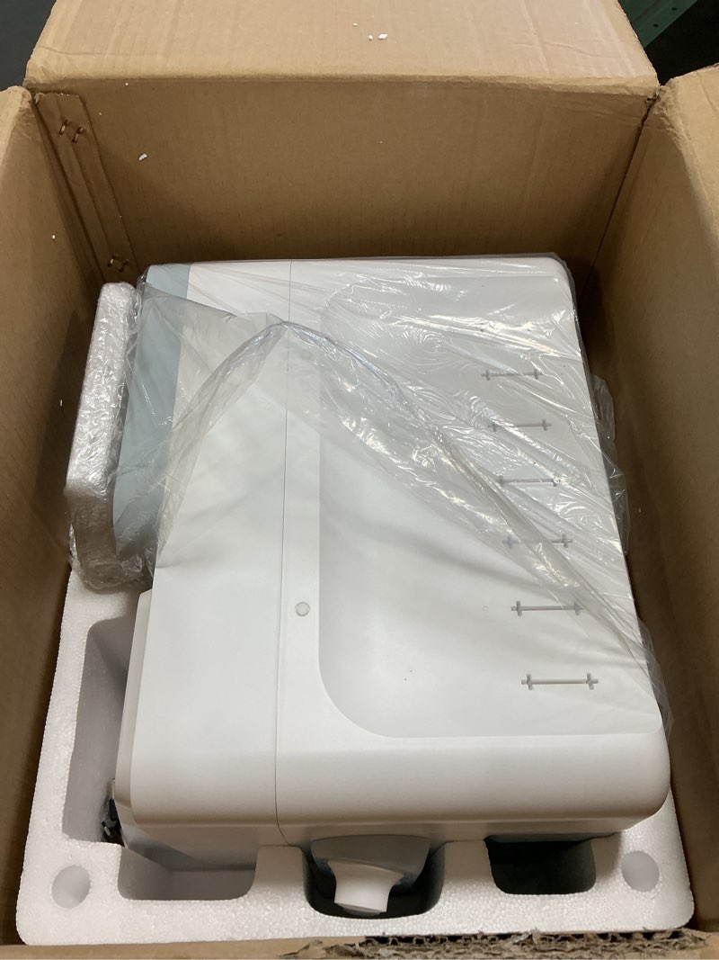 Condition photo showing Good Condition for Elitzia 8 in 1 Water Peeling Aqua Peel Skin Care Device Skin Analysis Facial Machine for Moisturizing ETLB355