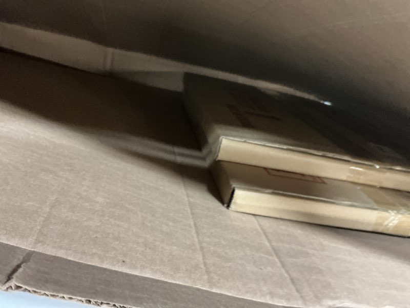 Condition photo showing New/Like New for LaVie Home 14 x 18 Poster Frame White, Display Pictures 12x16 with Mat or 14x18 Without Mat, Stable and Sturdy Picture Frame and Polished Plexiglass, Horizontal and Vertical Format of The Wall?1 Pack? 14x18 White