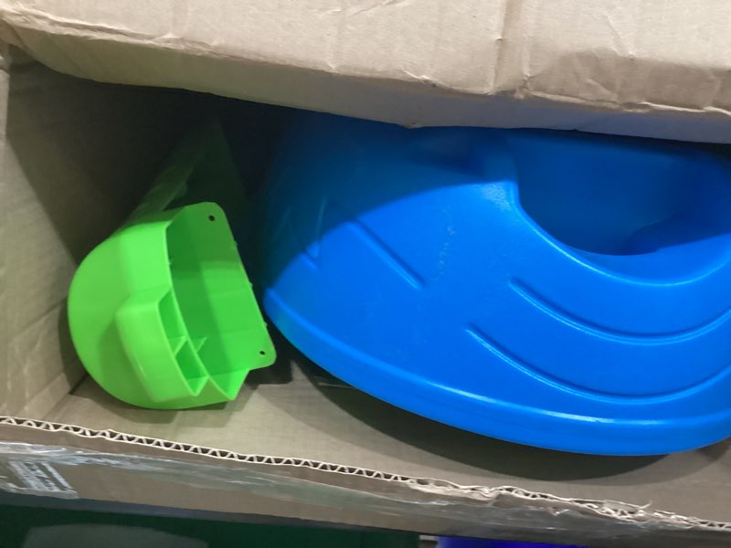 Condition photo showing Good Condition for Step2 Rain Showers Splash Pond Water Table, Kids Water and Sand Activity Sensory Playset, Summer Outdoor Toys, 13 Piece Water Toy Accessories, For Toddlers 1.5+ Years Old, Blue & Green