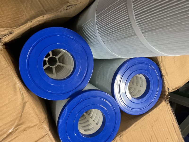Condition photo showing Good Condition for ccp420 pool filter cartridges 4 pack replacement for pentair ccp420 - for clean and clear plus 420, pcc105-pak4, for unicel c-7471, r173576, for filbur fc-1977, 570-0425, 420 sq.ft. l x od: 26"x7"