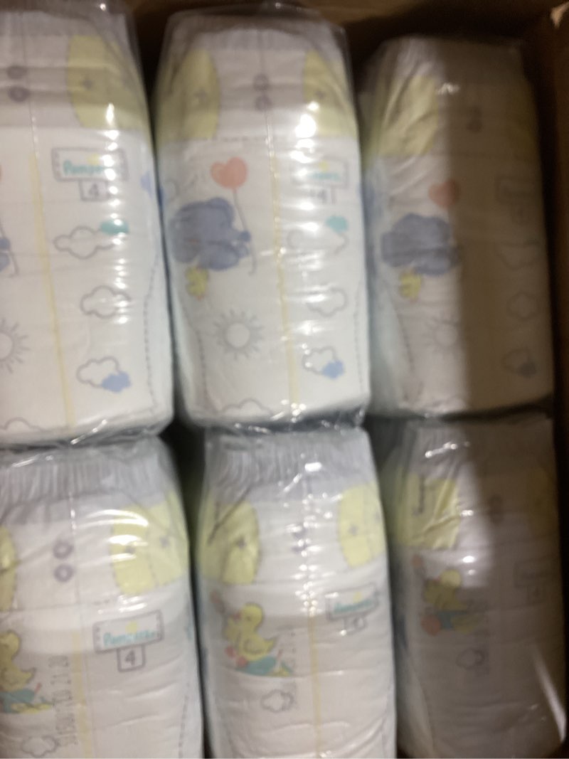 Condition photo showing New/Like New for Pampers Swaddlers Diapers Size 4  150 Count (Select for More Options)