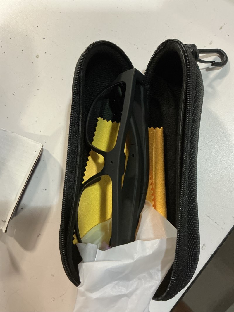 Condition photo showing Good Condition for camera glasses smart video glasses,hd 1080p recording outdoor sport glasses with camera wearable eyeglass built-in 32g memory card?perfect for outdoor travel, driving, and hiking. black