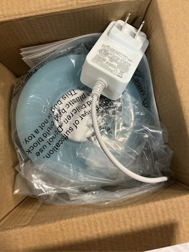 Condition photo showing New/Like New for safety 1st everyday compact cool mist humidifier, blue