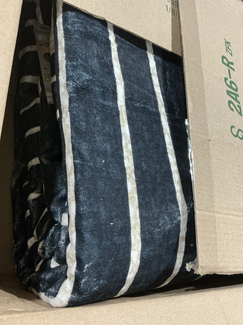 Condition photo showing Good Condition for latte&fog 8x10 area rugs for living room, large modern abstract washable rug, boho non slip low pile carpet for indoor bedroom dining room, office, dorm, classroom, farmhouse and kids room black/dark blue 8' x 10' (rectangular)
