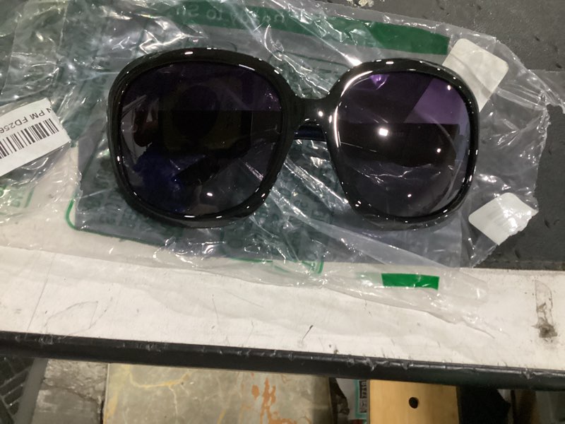 Condition photo showing Good Condition for miyya bug eye oversized polarized sunglasses womens, (color may vary) trendy retro sun glasses for women 2025, oversized uv protection shades
