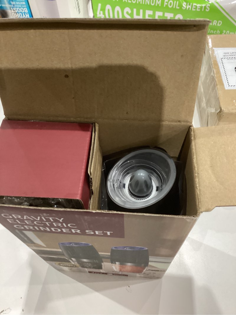 Condition photo showing Good Condition for CIRCLE JOY Gravity Electric Salt and Pepper Grinder Set Automatic Salt and Pepper Grinder Set with LED Light, Battery Operated, Adjustable Coarseness, Large Capacity, for Home Kitchen BBQ Battery/Black Set