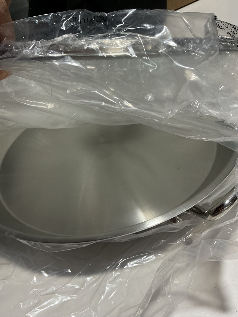 Condition photo showing Good Condition for LOLYKITCH 14 Inch Tri-ply Stainless Steel Paella Pan with Lid, Detachable Handle Skillet, Induction Compatible Flat Bottom, Rust Proof & Warp Resistant, Large Oven Safe Cookware for Family of 5-8 14 Inch with Lid