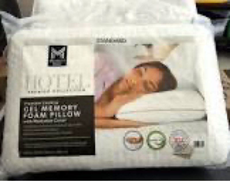 member’s mark hotel premier collection premium cooling gel memory foam pillow