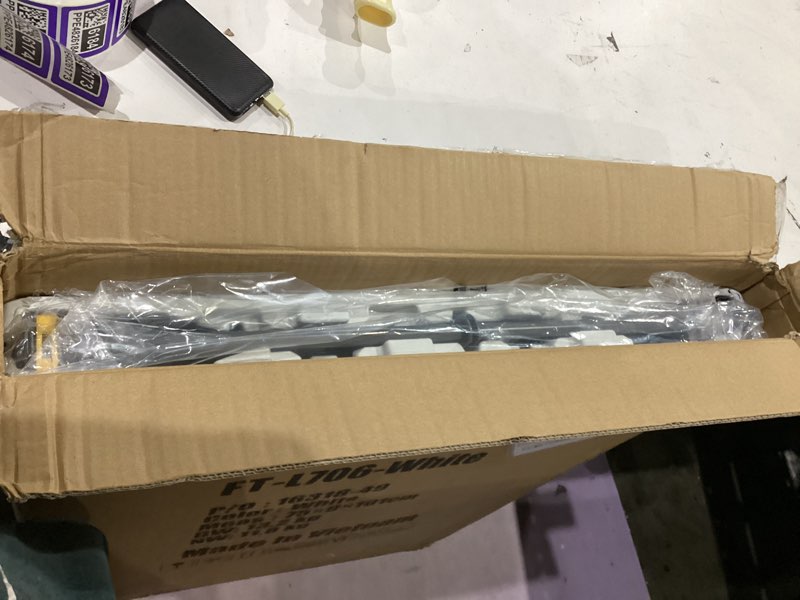 Condition photo showing Good Condition for FDW 6FT Folding Table, Portable Fold-in-Half Plastic Picnic Party Table with Carrying Handle ?White, 6FT? White 6 FT 70"x29"