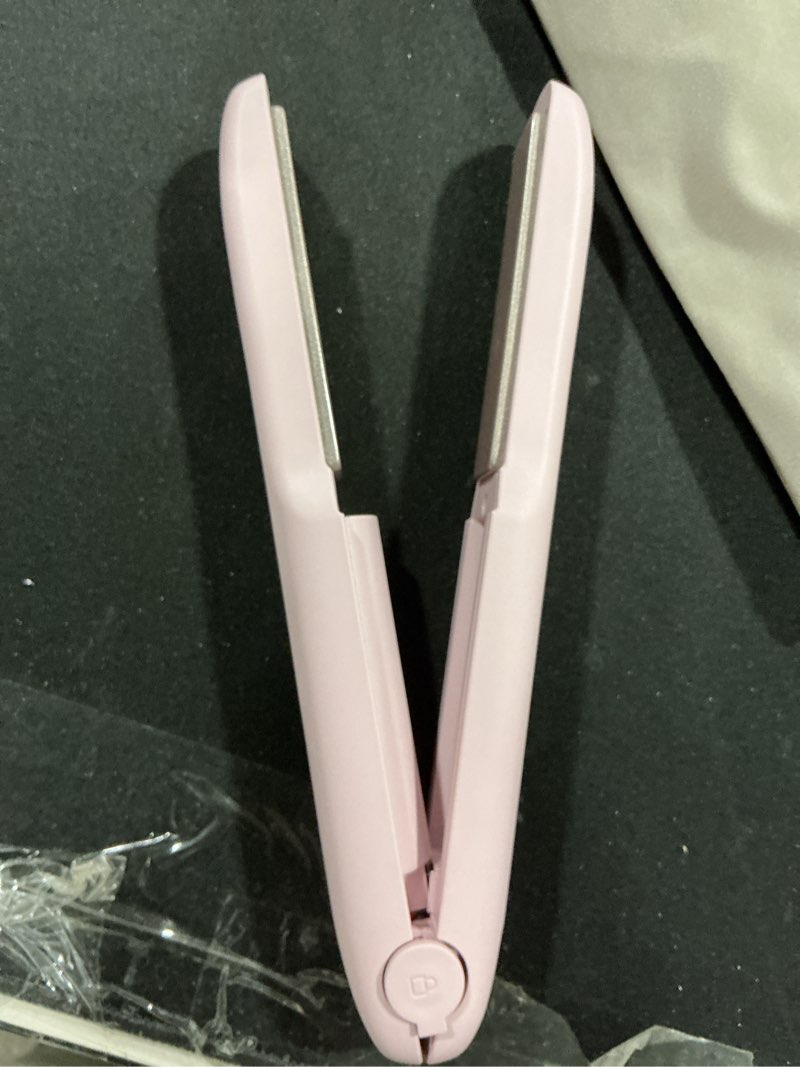 Cordless Hair Straightener, Portable Flat Iron 4 Temperature Options and 20S Fast Heating, Long-Life