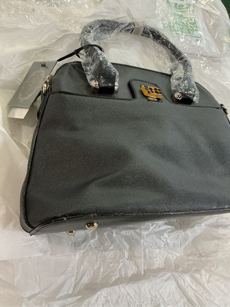 Condition photo showing Good Condition for isabelle handbags with black siper 2 in 1 