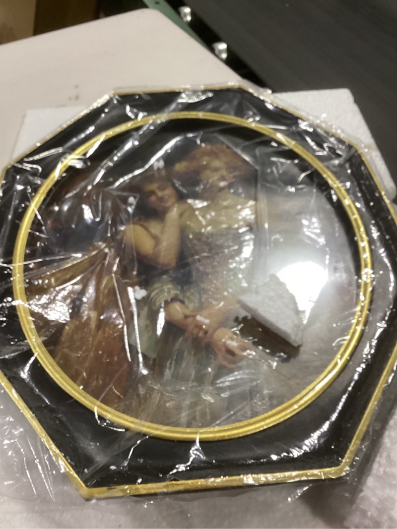 Condition photo showing Good Condition for SIMON'S SHOP Black Octagon Frame with 11x14 Oval Photo Opening, Picture Frames 11x14 for Wall and Tabletop, Vintage Traditional Poster Frames 11x14 Black & Gold