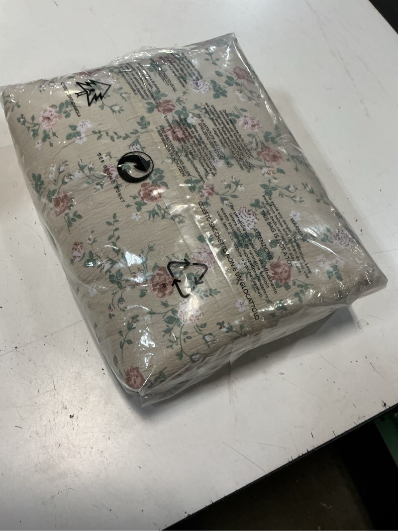 Condition photo showing New/Like New for duvet cover queen floral soft brushed microfiber crinkle gauze 3 pieces floral bedding set garden style vintage queen duvet cover flower, with zipper closure, luxury breathable comfy brown-floral queen