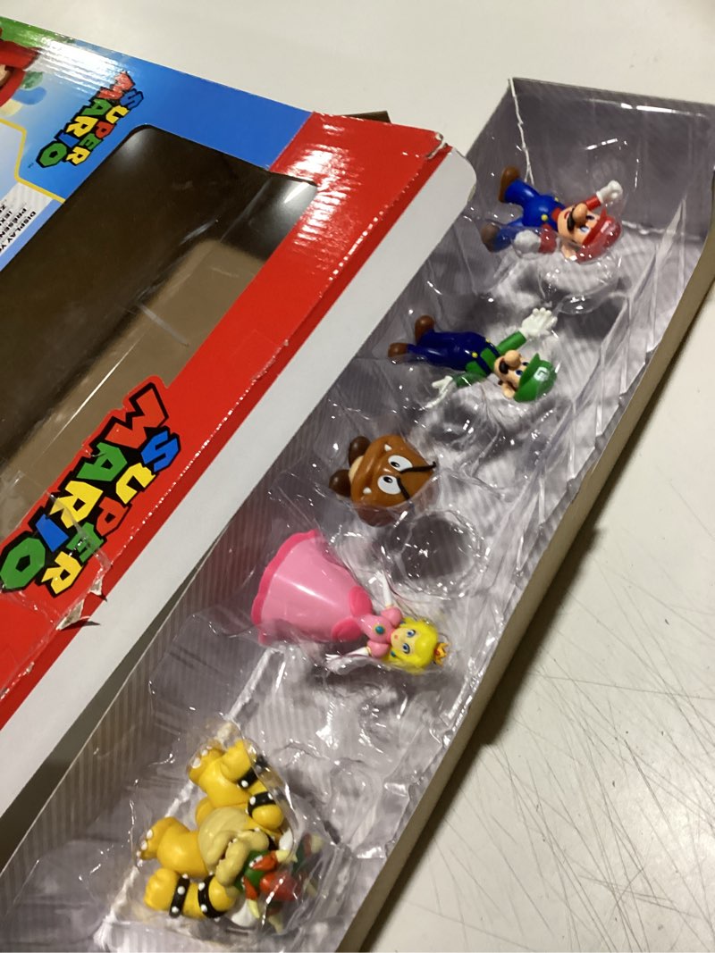 Condition photo showing Good Condition for super mario nintendo deluxe mushroom kingdom castle, wall display & playset with (5) 2.5" articulated action figures (exclusive bowser figure, princess peach, mario, luigi & goomba)