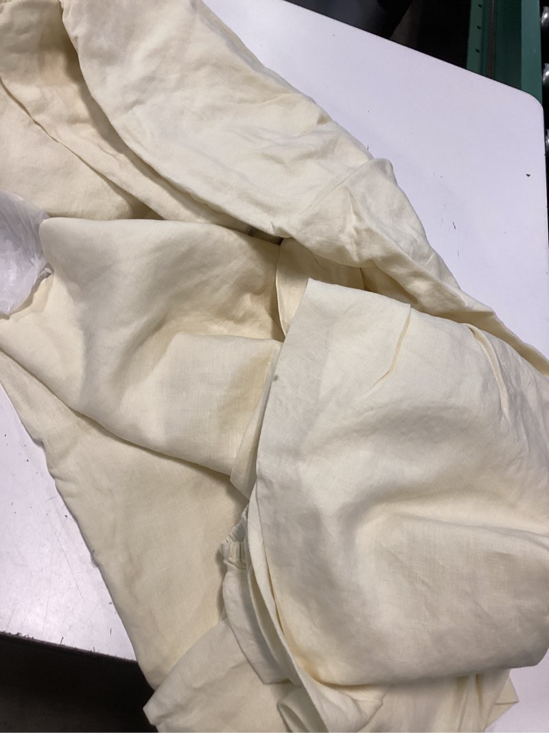 Condition photo showing Good Condition for european linen fitted sheet set, king, butter yellow