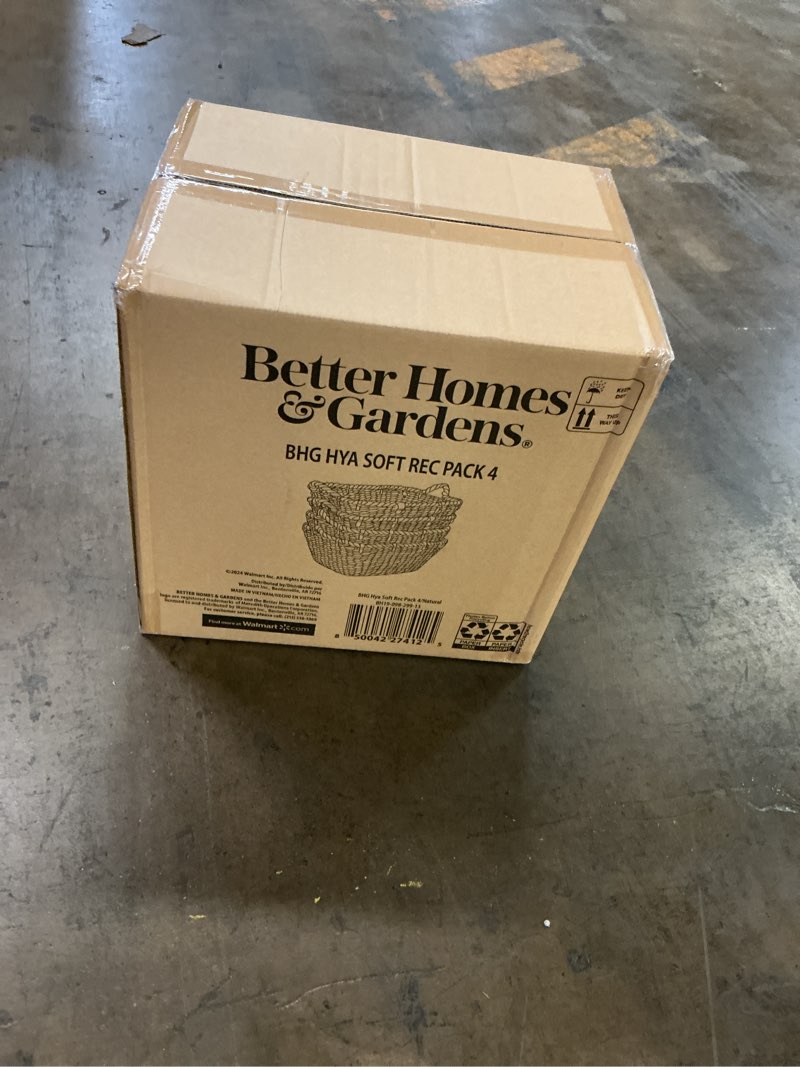 Condition photo showing New/Like New for better homes & gardens tapered rectangular water hyacinth basket  set of 4