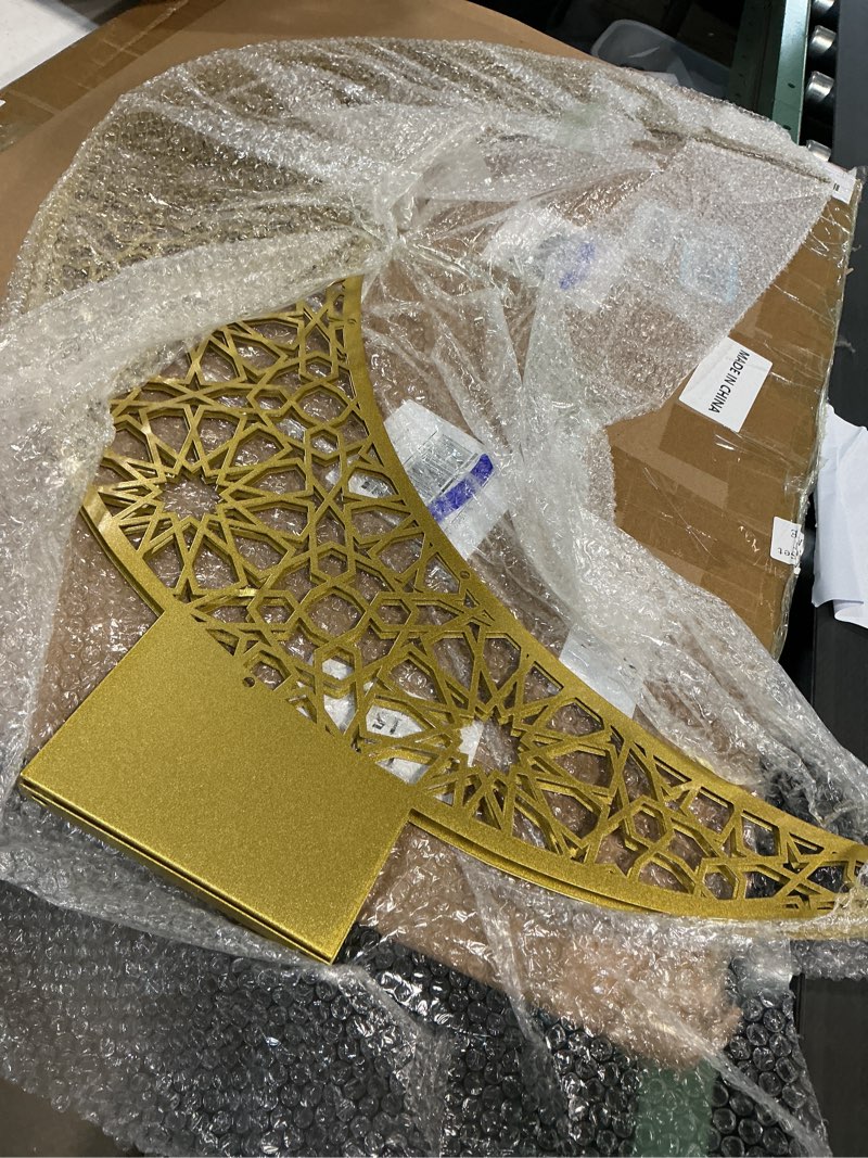 Condition photo showing Good Condition for 3ft Large Metal Ramadan Decorations Islamic Crescent Moon Decor with Lantern Eid Mubarak Kareem LED Light Decor Islamic Table Centerpieces Gift for Muslims in Ramadan Eid(Gold) Gold 3ft