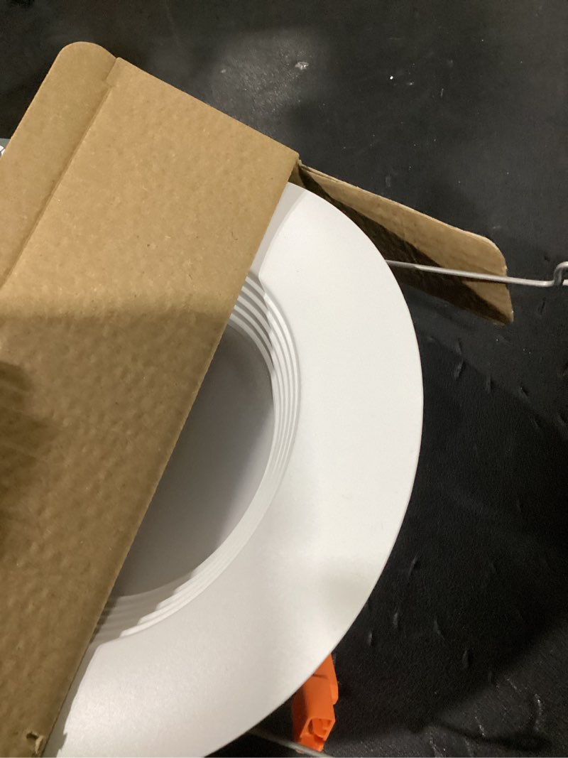 Condition photo showing Good Condition for halo matte white 5-6 in. w plastic led retrofit recessed lighting 6.97 w