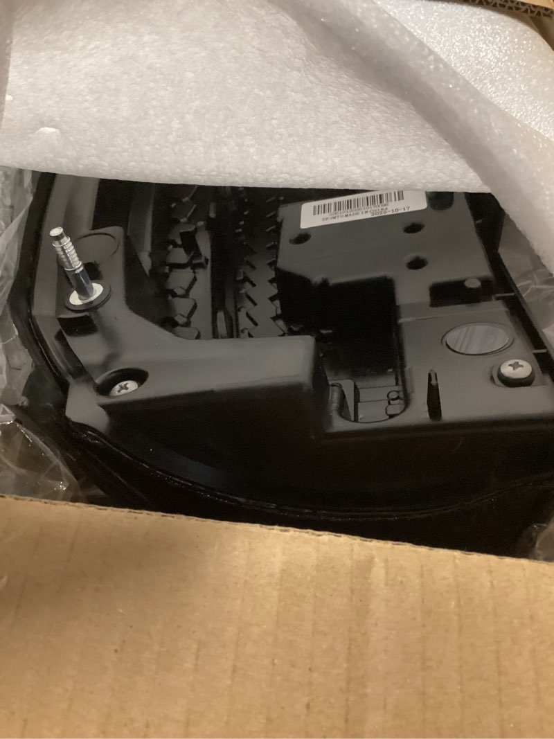Condition photo showing New/Like New for tail lights assembly compatible with gmc yukon/yukon xl 2015 2016 2017 2018 2019 2020 left driver side led lens taillights brake signal assembly with bulb