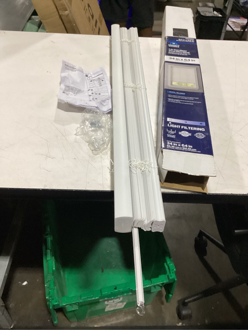 Condition photo showing Good Condition for project source light filtering 1-in slat width 34-in x 64-in cordless white vinyl light filtering mini-blinds