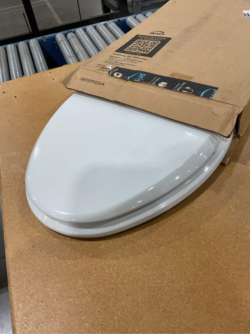 Condition photo showing New/Like New for mayfair 1847slow 000 kendall slow-close  removable enameled wood toilet seat that will never loosen  1 pack elongated - premium hinge  white