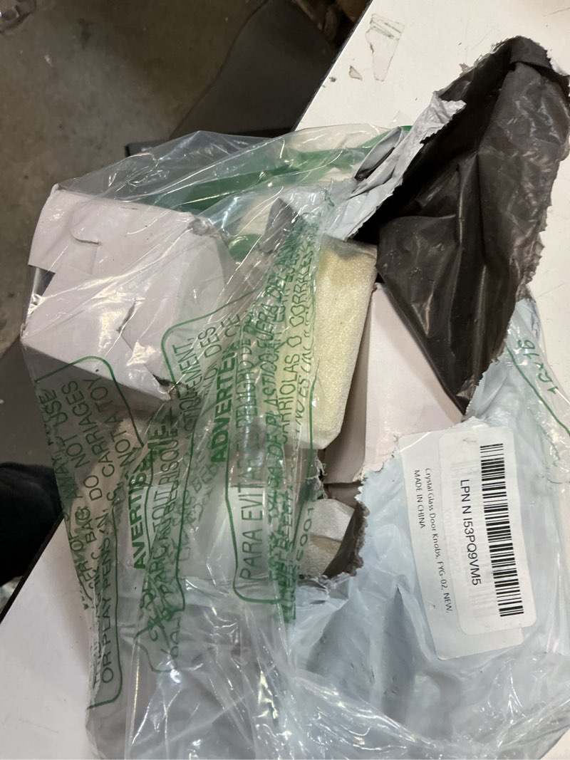 Condition photo showing Good Condition for coolnews Passage Function Clear Crystal Glass Door Knobs Interior, Modern Gold Door Knob with Square Plate, Satin Brass Finish Passage Satin Brass