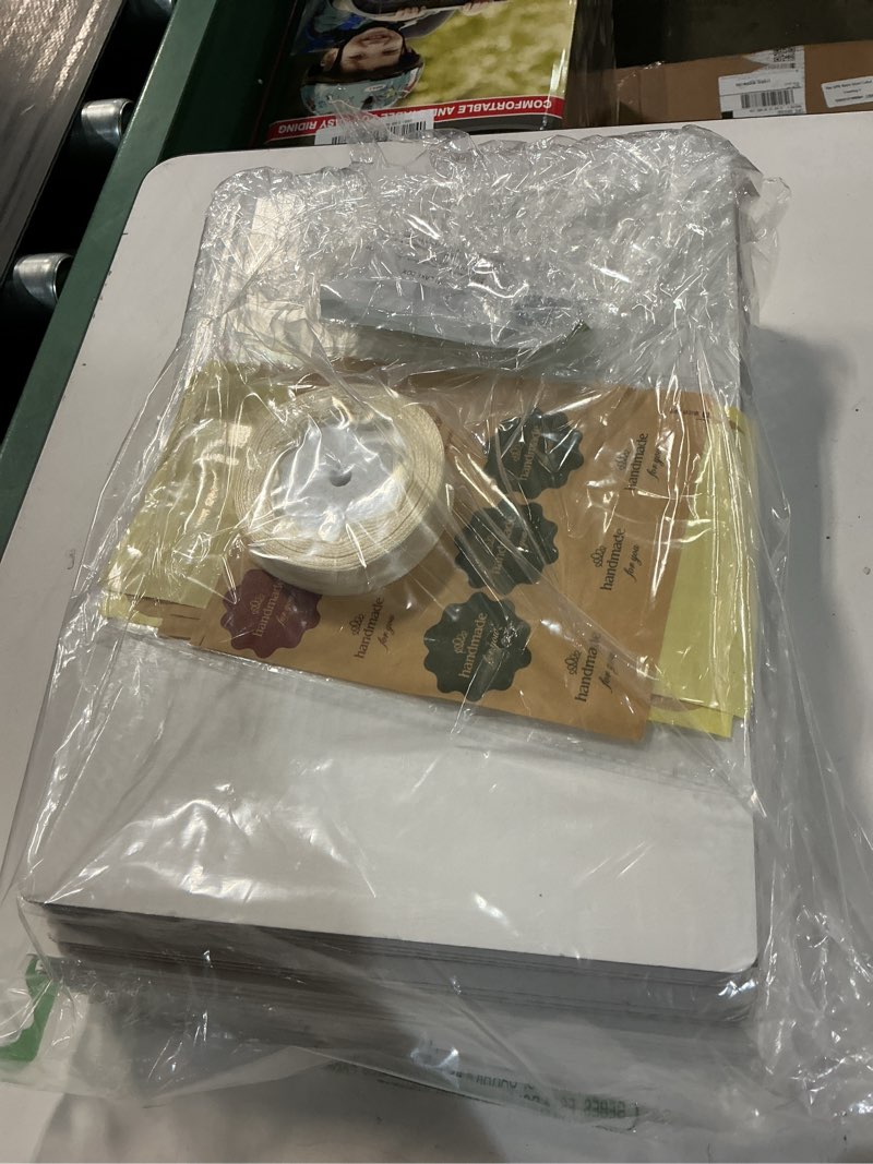 Condition photo showing New/Like New for aufind 12pcs cake boxes with cake board, 14x10x4 inches white bakery boxes with large window for quarter sheet cakes, donuts, cupcakes, pastry & pies