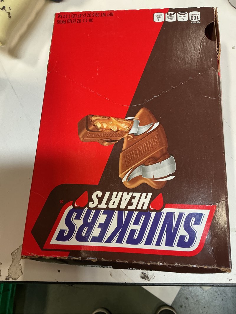 Condition photo showing New/Like New for Snickers Milk Chocolate Hearts, 1.10 oz, Pack of 36