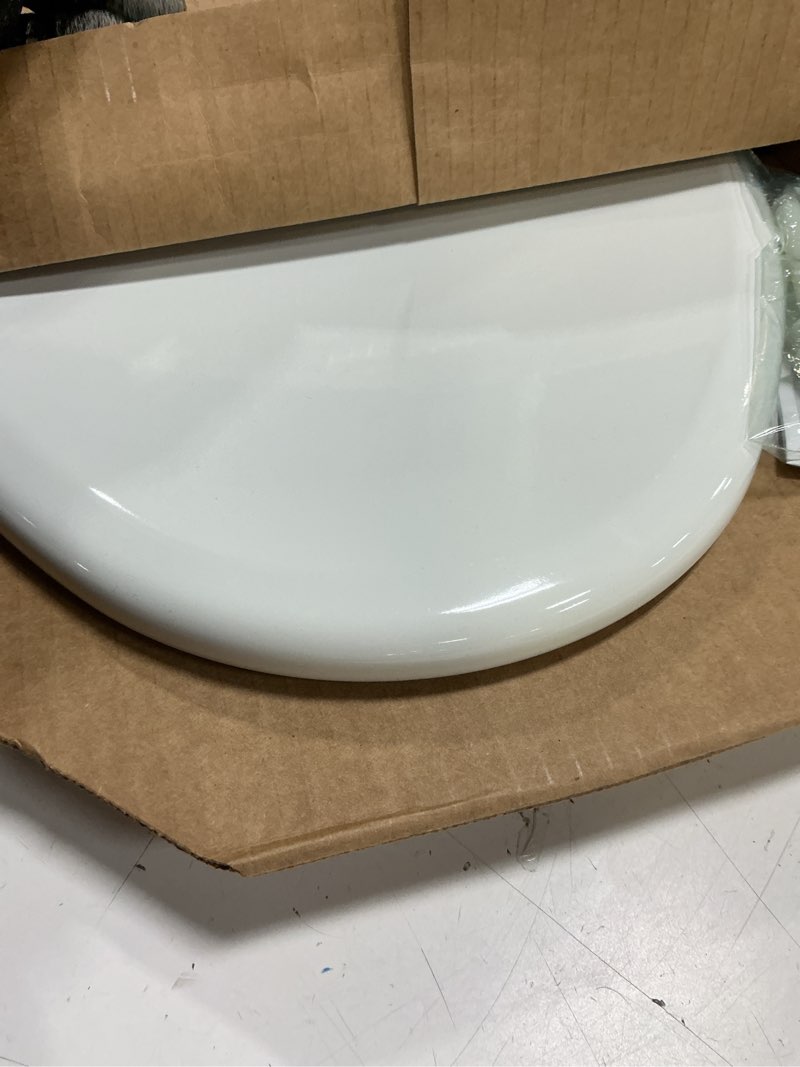 Condition photo showing Good Condition for mayfair linden slow close toilet seat, non slip heavy duty wood, easy install, elongated, white