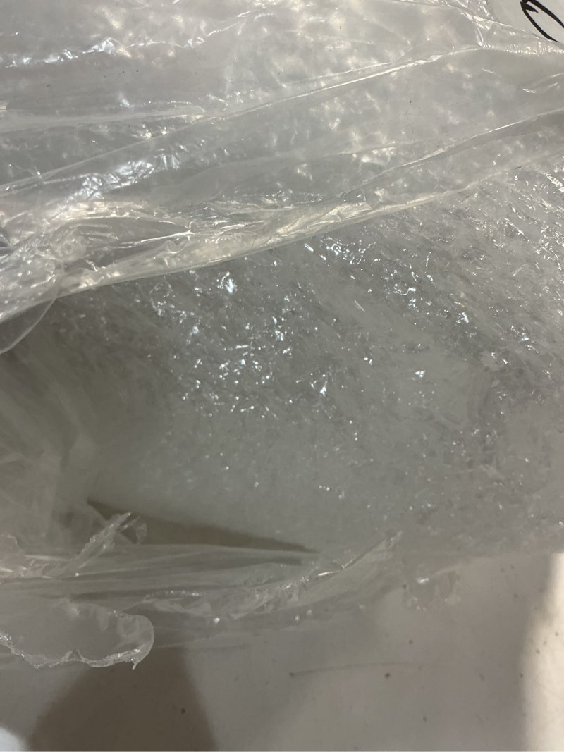 Condition photo showing Good Condition for bubble mask roll