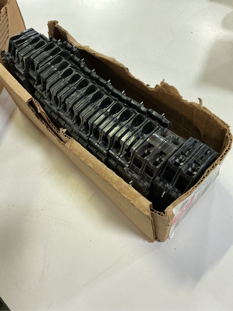 Condition photo showing Good Condition for q-line 50-space amp 1 in. double-pole circuit breaker