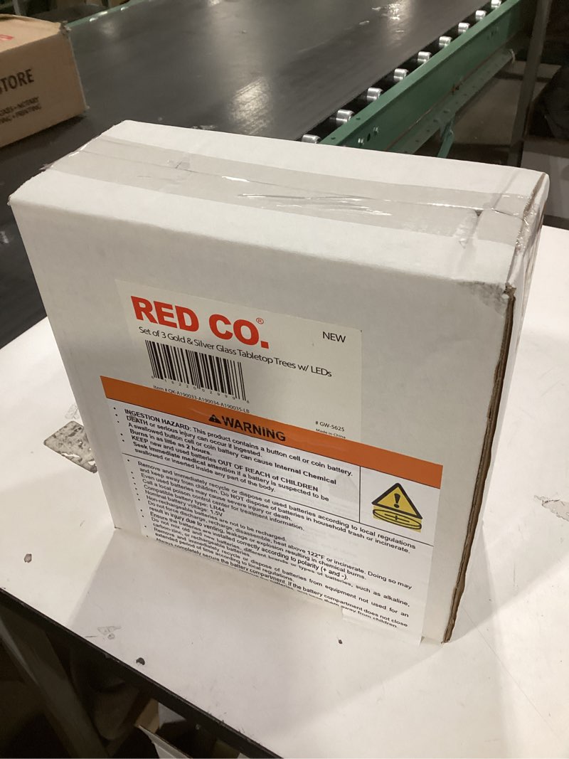 Condition photo showing New/Like New for Red Co. 9.5", 8", and 6.5" Glass Christmas Tree Figurine Ornaments in Gold and Silver Finish, Light-Up Holiday Season Decor, Set of 3 Sizes