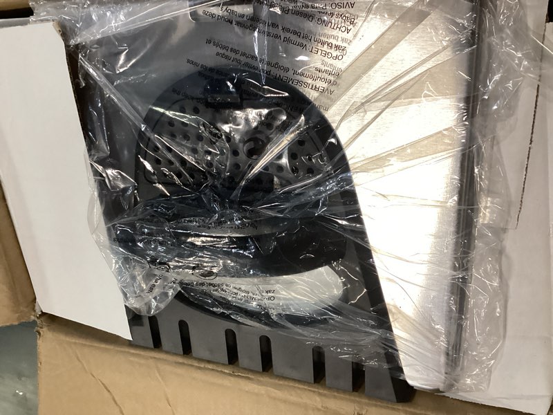Condition photo showing As Is for secura 4 liters / 17-cup stainless-steel 1700-watt electric deep fryer with timer free extra odor filter, triple basket, 4.5 quarts, black 4.4 quart black