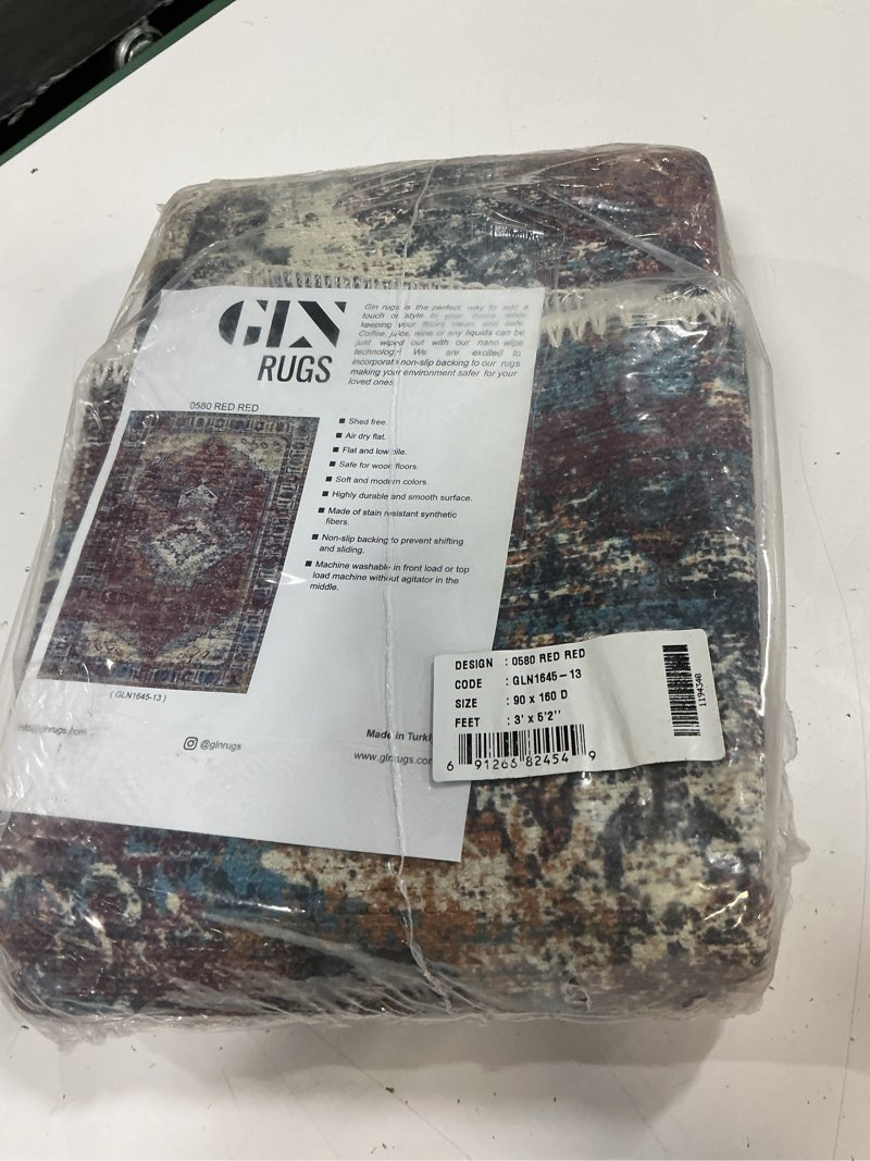 Condition photo showing New/Like New for gln rugs vintage collection - machine washable area rug, vintage washable, non slip, low pile rug, l