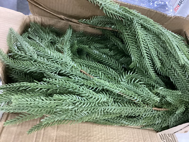 Hananona 2 Pcs 6 Ft Artificial Norfolk Pine Garlands, Real Touch Winter Pine Garland, Green Artifici