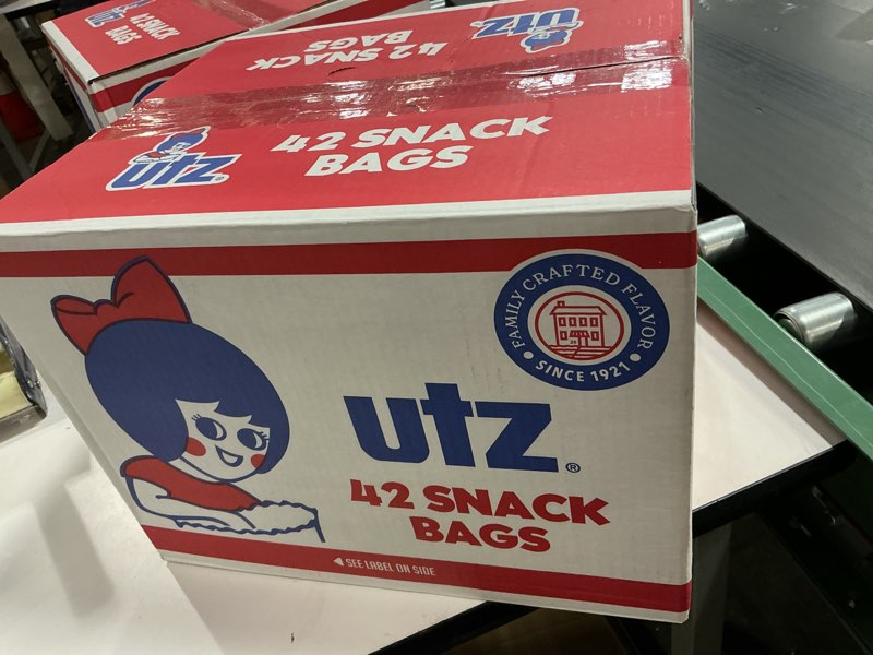 Condition photo showing New/Like New for (Best by: feb /02/2026)Utz Crab Chips 1 oz. Bags, 42 Count, Crispy Fresh Potato Chips, Perfect for Vending Machines, Individual Snacks to Go, Trans-Fat Free Crab 42 Ounce (Pack of 1)